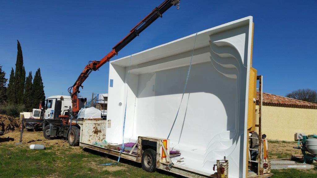 Terrassement, pose et installation piscine Lac de Lauzet à Istres
