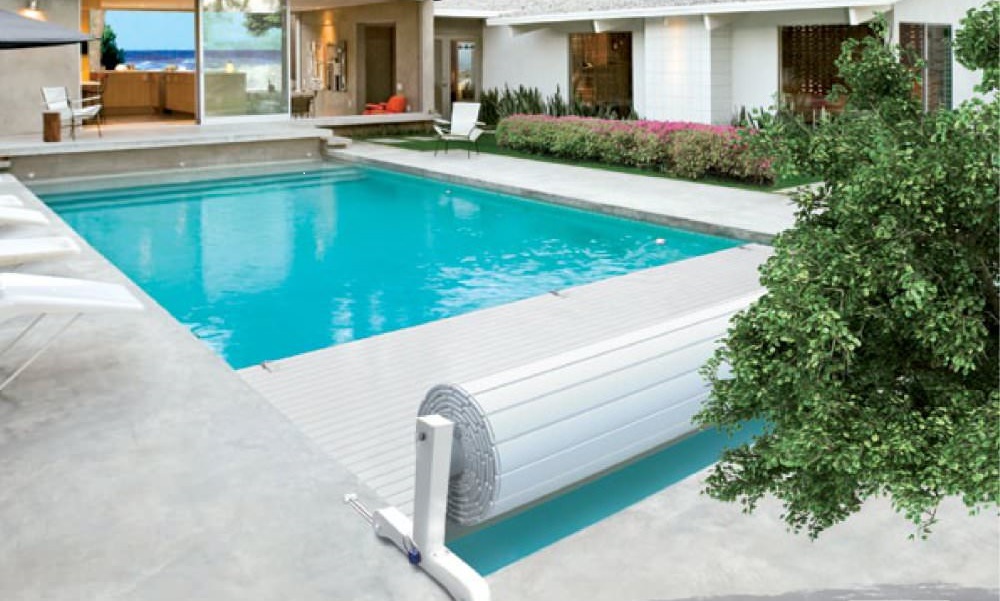 Couverture (volets roulants) hors sol solaire