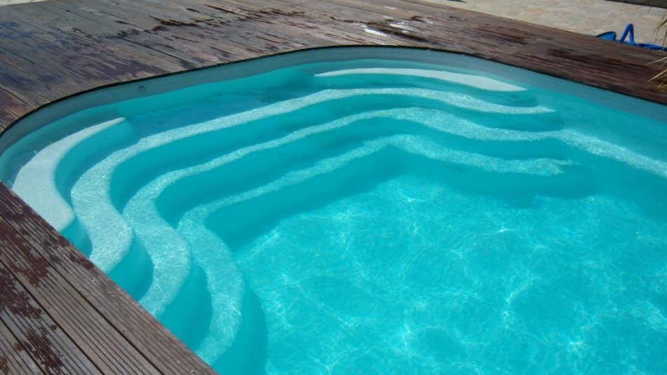 Notre zone d'activité pour ce service Prix d'une piscine coque polyester avec fond plat à