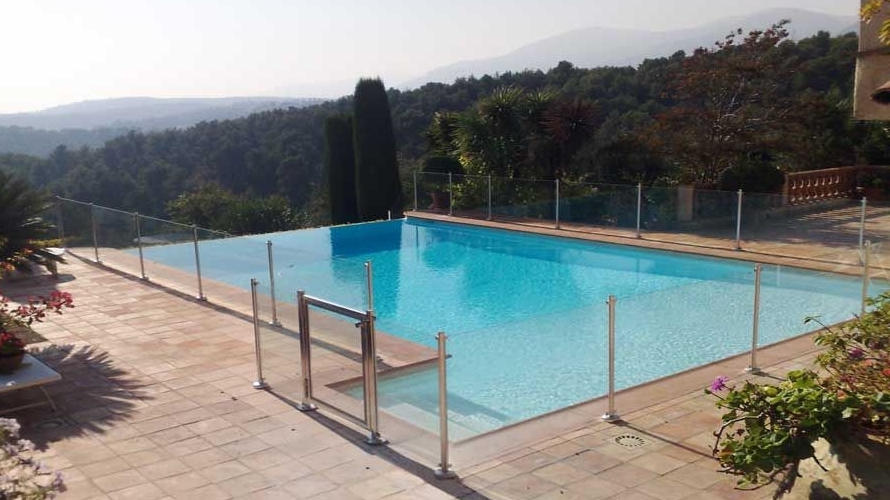 barriere securite piscine oceanix istres