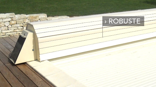 Couverture (volets roulants) hors sol coffre: électrique ou solaire